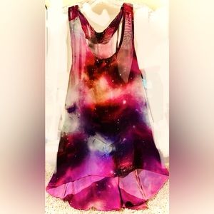 Wet Seal M Translucent space tank overthrow
